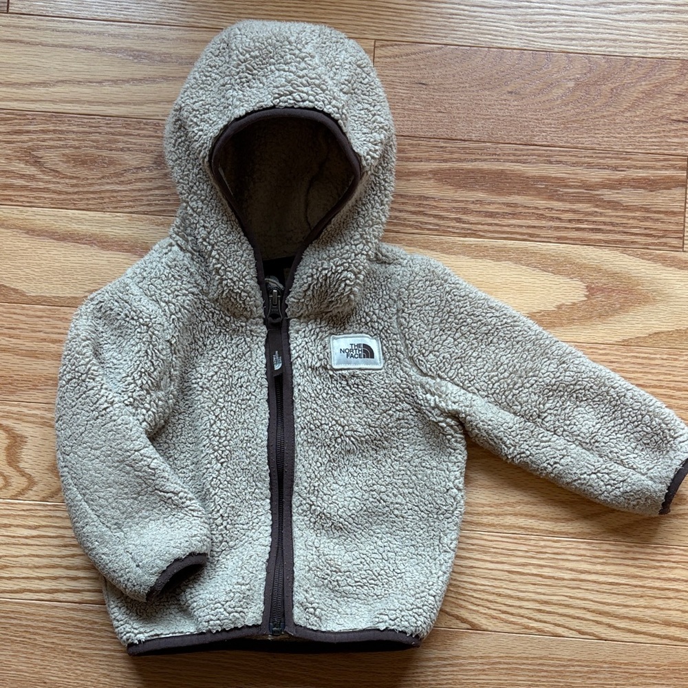 The North Face Beige Sherpa Jacket 12-18m